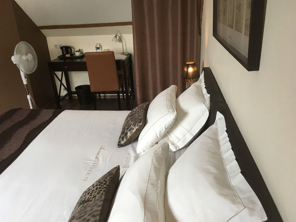 Au Coeur Des Hotes Steenvoorde Esterno foto